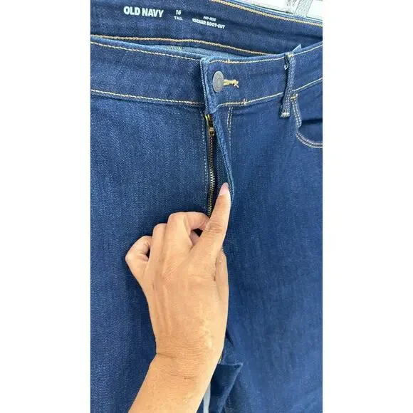 Old Navy mid rise kicker bootcut dark wash business casual jean size 16 Tall - Picture 4 of 6
